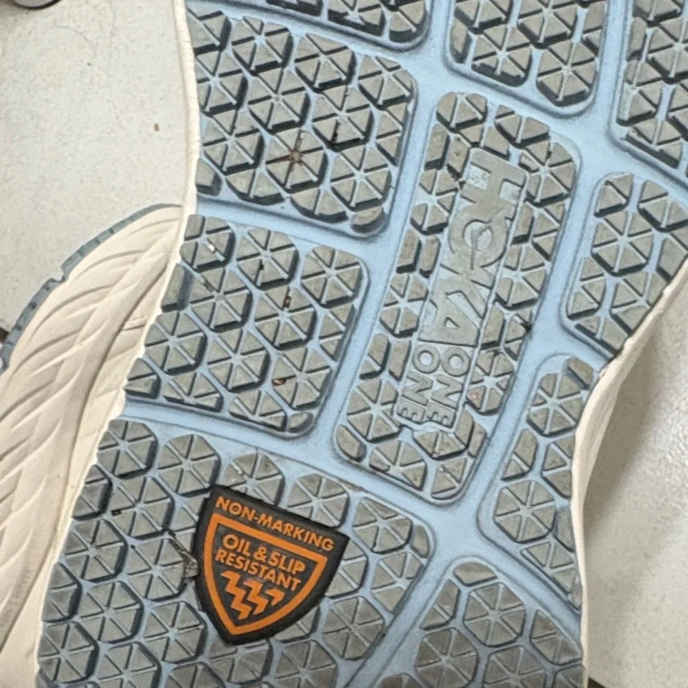 HOKA W Bondi SR size 6 cream/beige color- Non-Slip - Picture 6 of 8